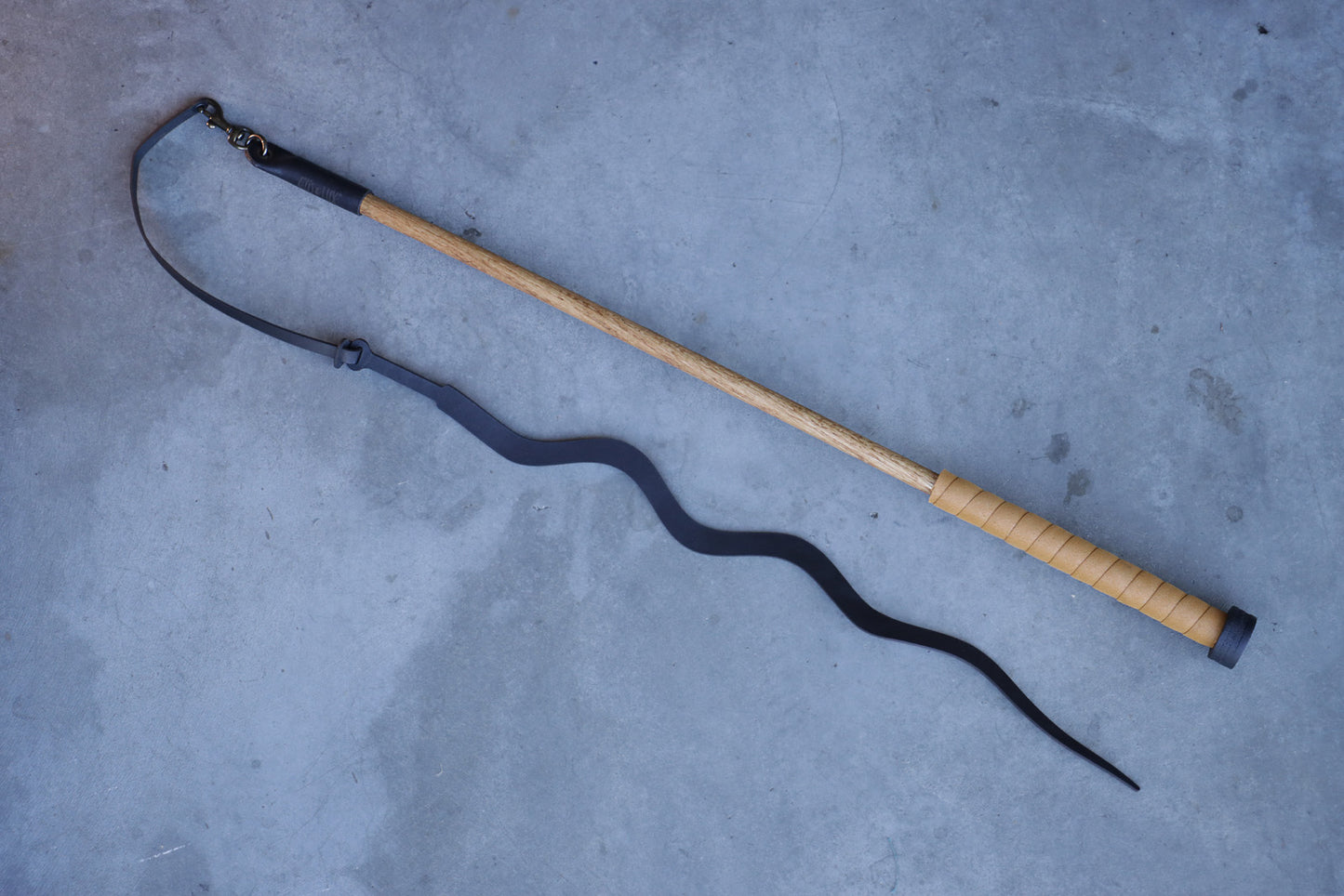 Sable Prey Wand - Black & Honey Brown