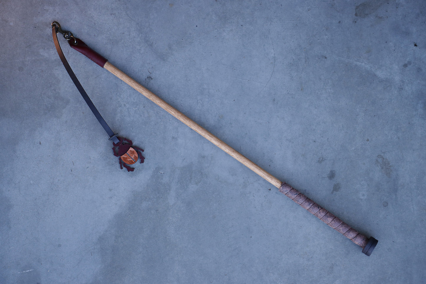 Margay Prey Wand - Oxblood & Brown Marble