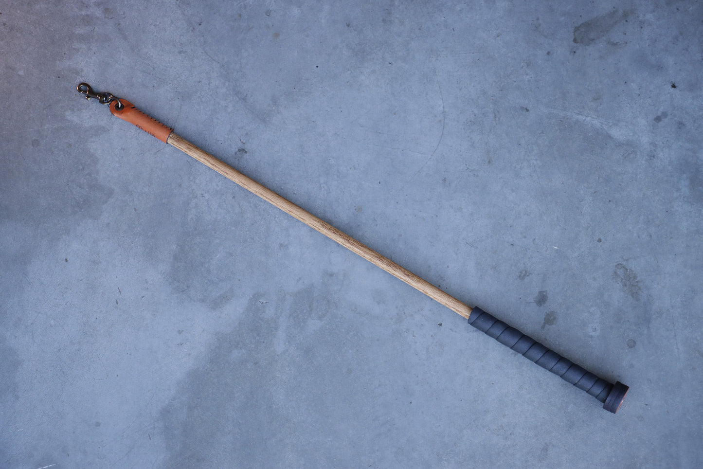 Tabby Prey Wand - Cognac & Black