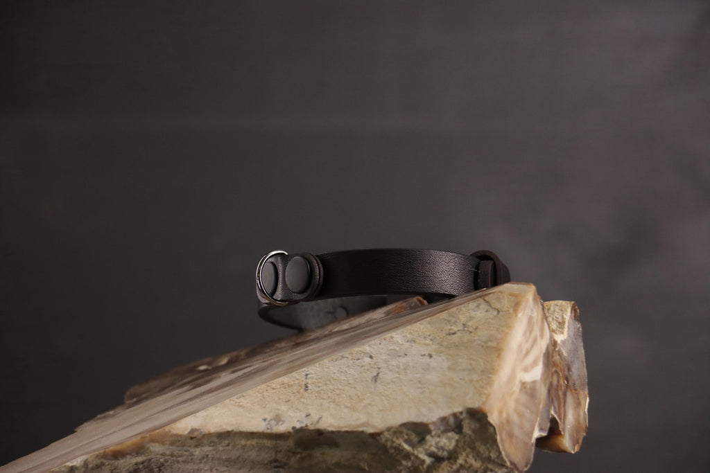 Classic Breakaway Collar - Black With Black