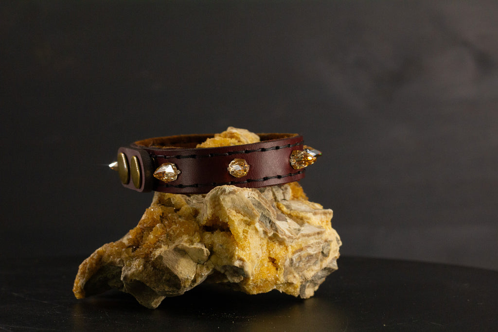 Simply Breakaway Champagne Crystal Spike Collar - Oxblood with Brown Lining & Black Stitching