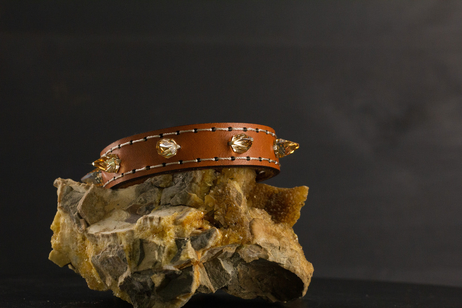 Simply Breakaway Champagne Crystal Spike Collar - Cognac with Brown Lining & Cream Stitching