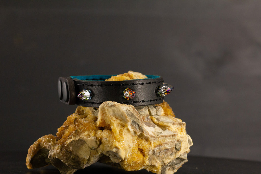 Simply Breakaway Rainbow Crystal Spike Collar - Black with Blue Lining & Black Stitching