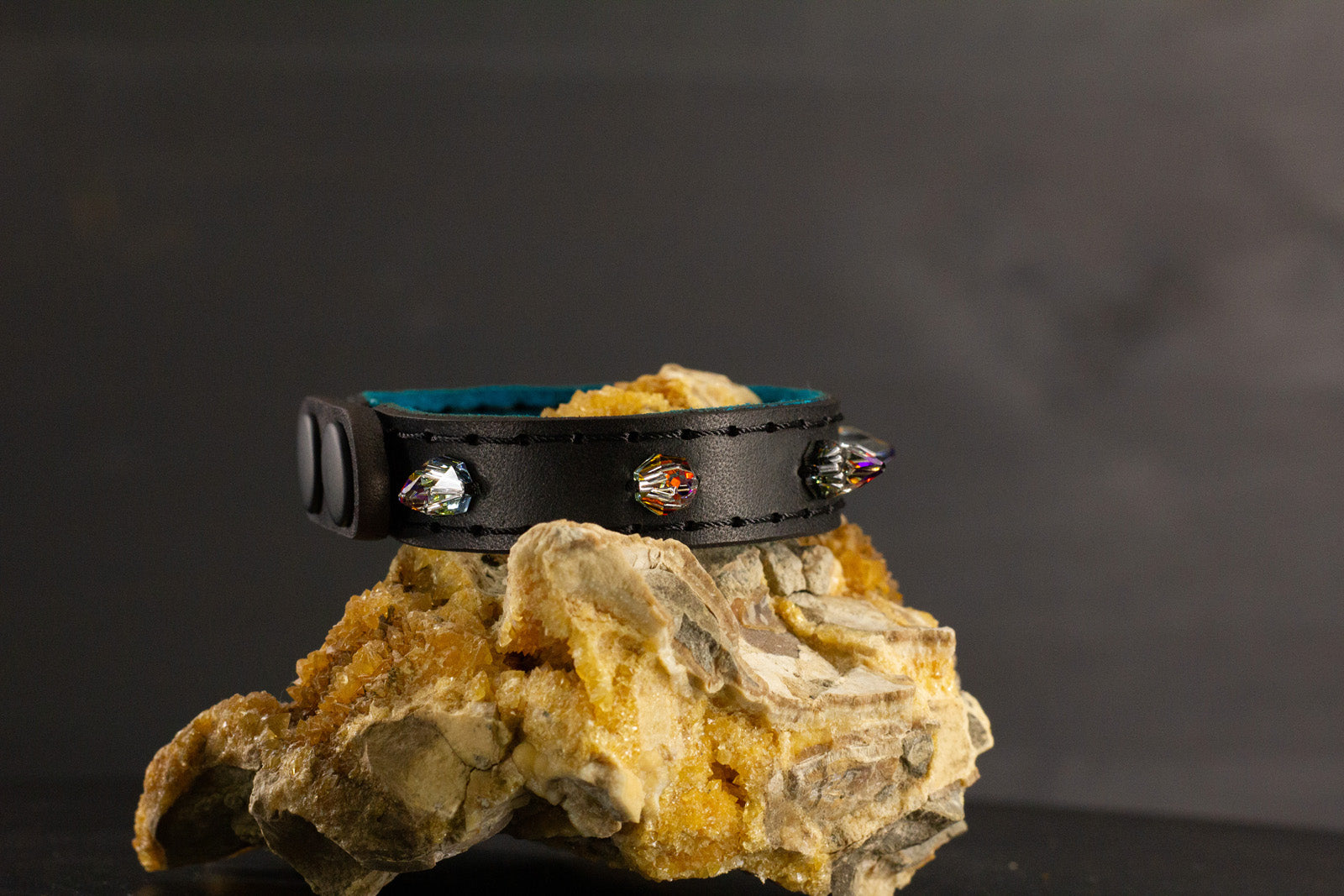 Simply Breakaway Rainbow Crystal Spike Collar - Black with Blue Lining & Black Stitching