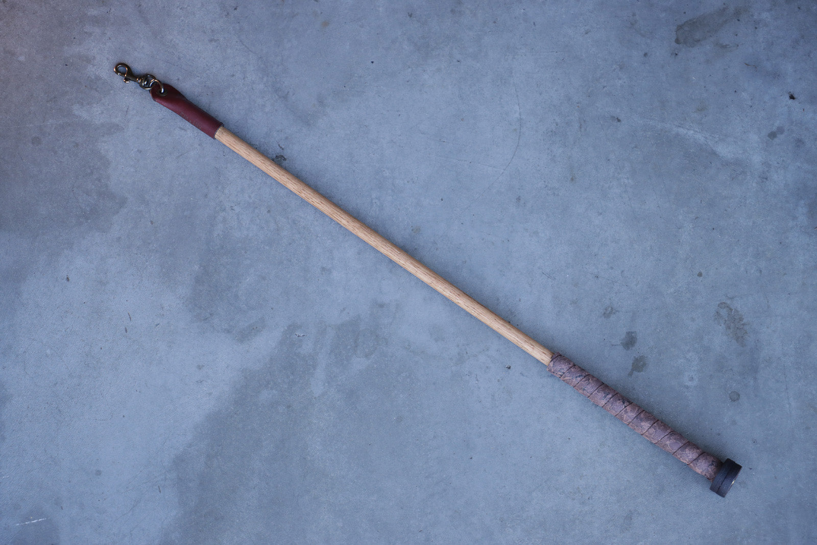 Margay Prey Wand - Oxblood & Brown Marble