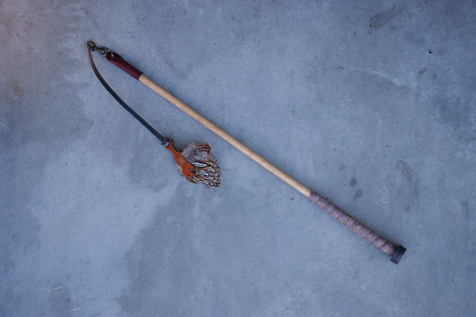 Margay Prey Wand - Oxblood & Brown Marble