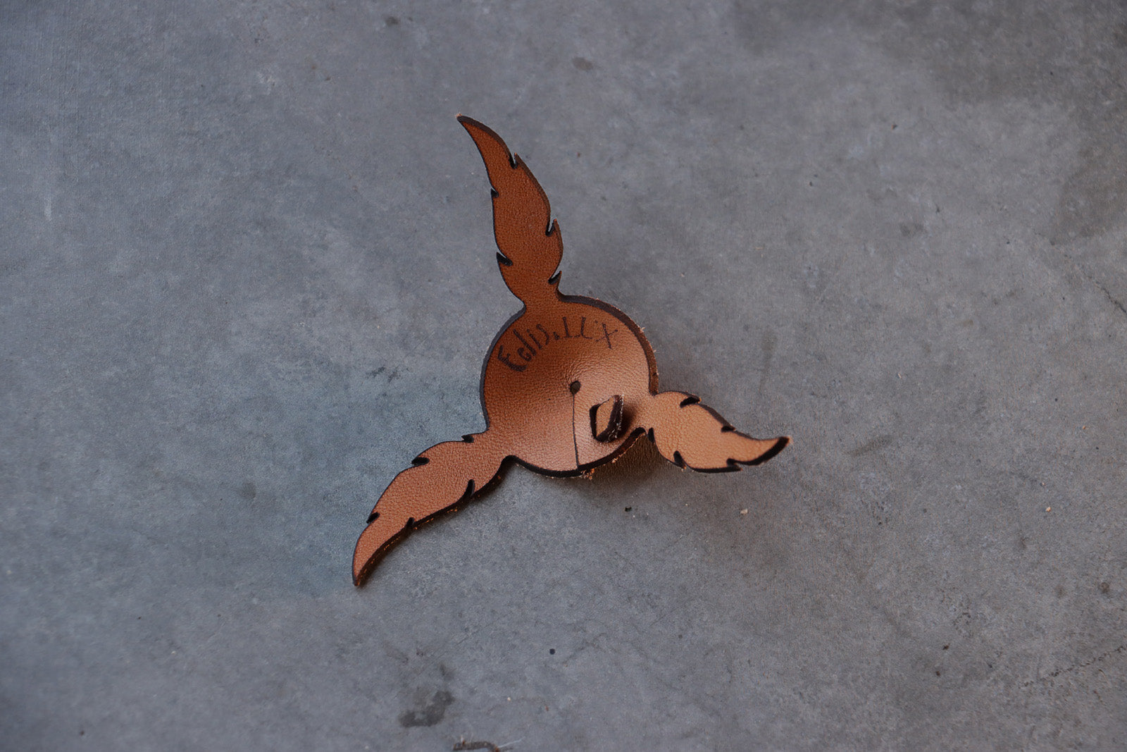 Tri-Feather Spinner