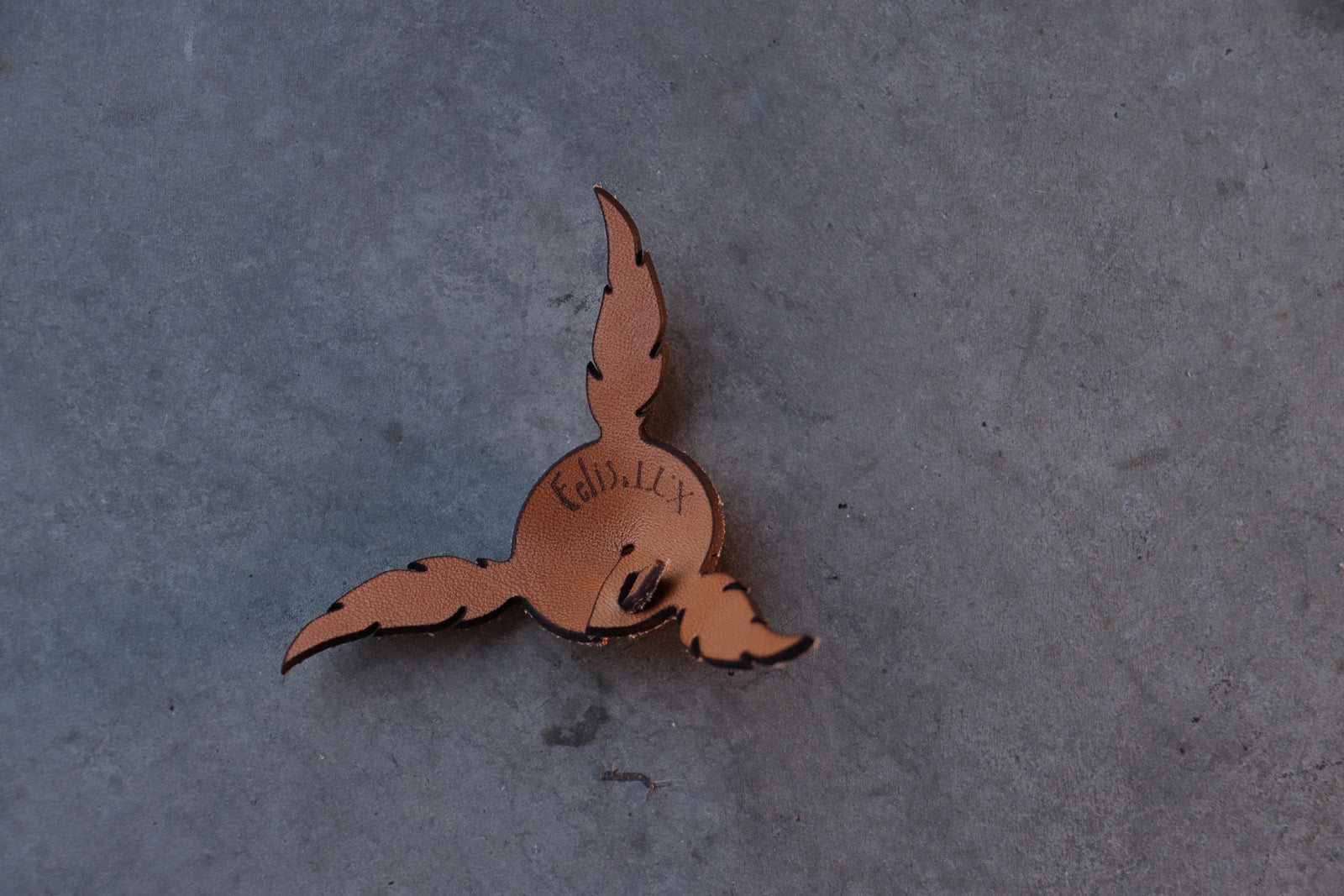 Tri-Feather Spinner
